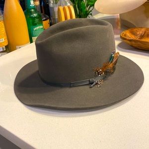 Stetson Open Road custom by Proper supply FW. Size 6 3/4 and in excellent shape